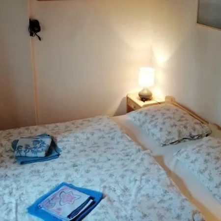 Fecske * Zamardi