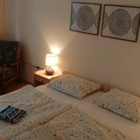 Apartment Fecske *